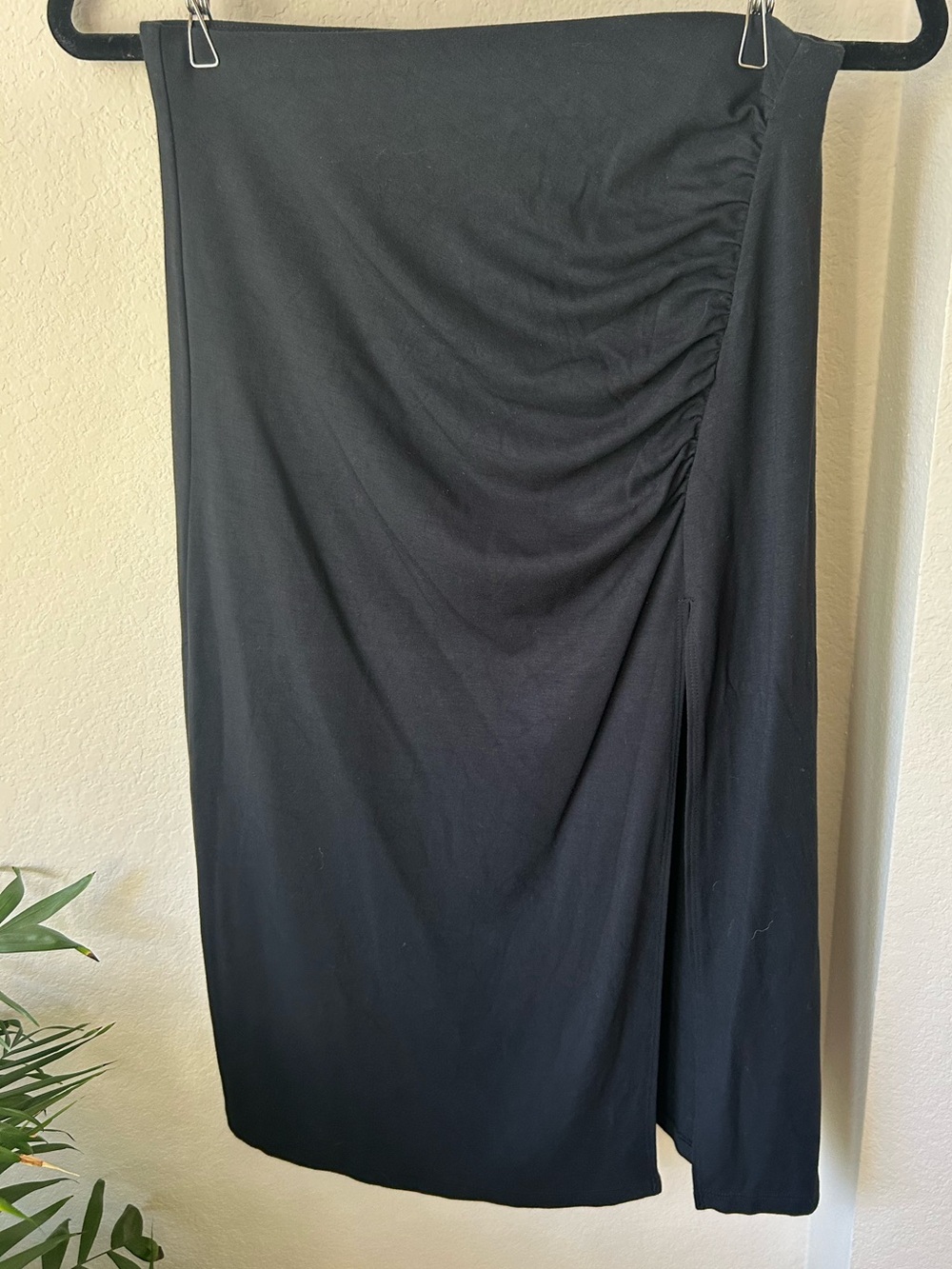 Wilfred Black Midi Skirt with Side Ruching